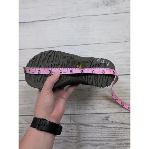 2 Keen Rainbow Stripe Whisper Sandals - Picture 7 of 8